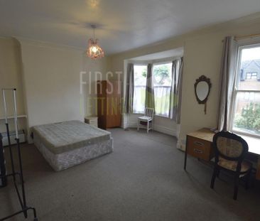 4 bedroom terraced house to rent - Photo 6