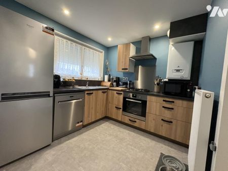 A LOUER – MAISON TYPE 4 RENOVEE - QUARTIER RESIDENTIEL - Photo 5