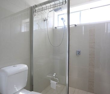 CONVENIENT LOCATION! - Photo 3