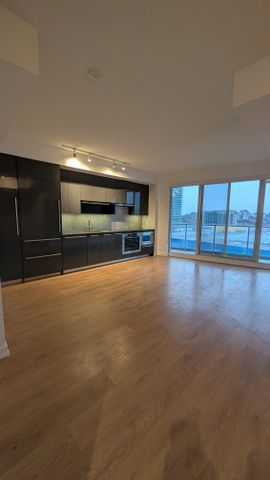 For Lease - 117 Mcmahon Drive Unit# 310, Toronto, Ontario - Photo 5