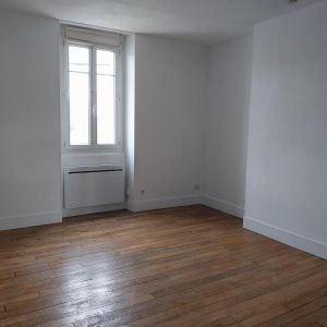 Location Appartement 1 Pièce 38 m² - Photo 2