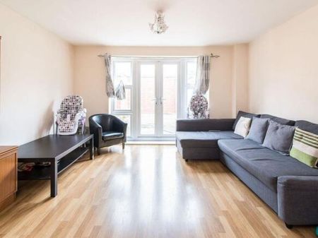 3 bedroom end of terrace house to rent - Photo 4