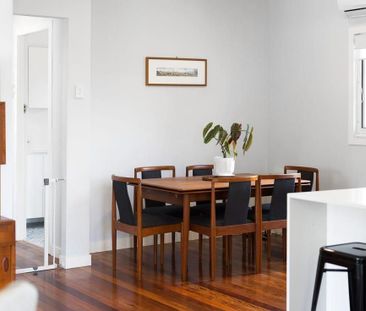 8 Holberton Street, Zillmere QLD 4034 - House For Rent | Domain - Photo 3