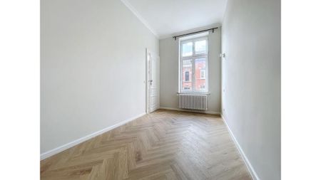 - 2 bedrooms - Photo 4