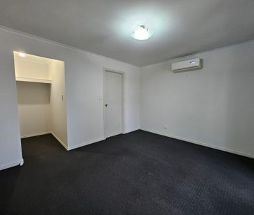 Low Maintenance and Modern Living Home - Photo 5
