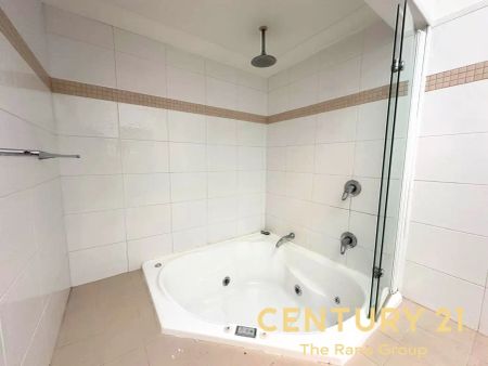 “Beautifully Renovated 3-Bedroom Home Just a Short Walk from Toongabbie Station” - Photo 4