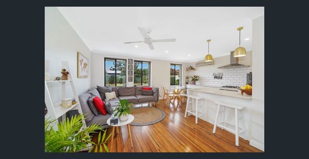 Small Complex - Photo 1