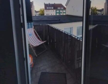 Zentrale Wohnung mitten in der Neustadt - Photo 1