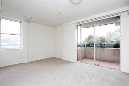 51/163-177 Flemington Road, North Melbourne VIC 3051 - Photo 4