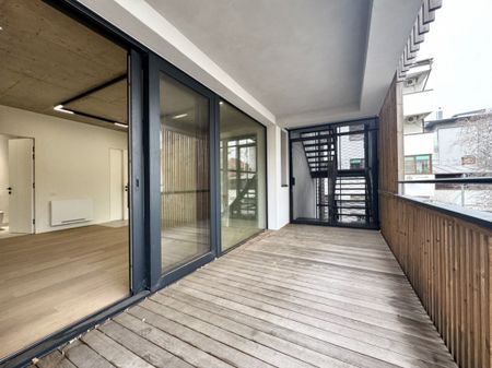 Duplex 4 camere | Lift privat | Curte 50mp | 2 Parcări Doro - Fotografie 5