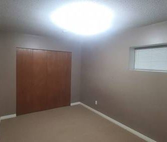 2 bedroom 1 bath basement suite for rent - Photo 2