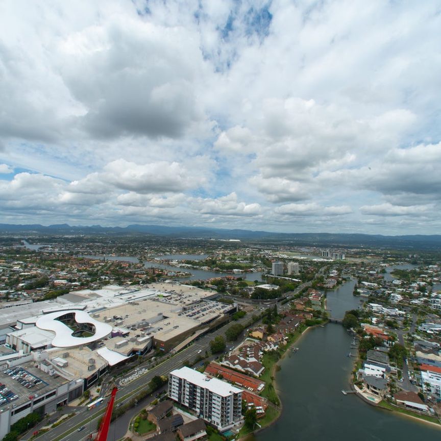 Two Bedroom Luxury Oceanview Apartment - Photo 1