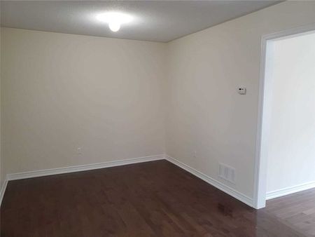 For Lease - 16 Swancreek Court, Brampton, Ontario - Photo 2