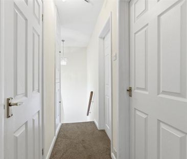 3 bedroom semi-detached house to rent - Photo 4