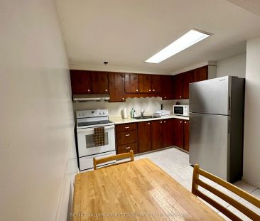 44 Loradeen Crescent #Lower - Photo 4