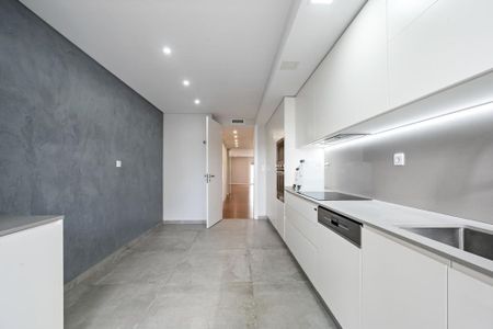 2 room luxury Apartment for rent in Cascais, Lisbon - Photo 3