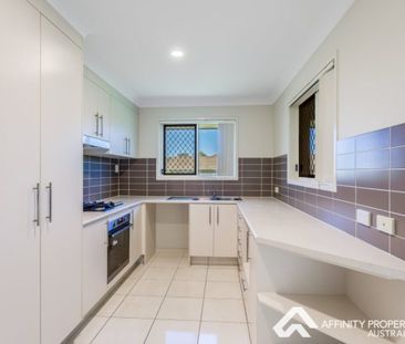 35 Sears Parade - Photo 3