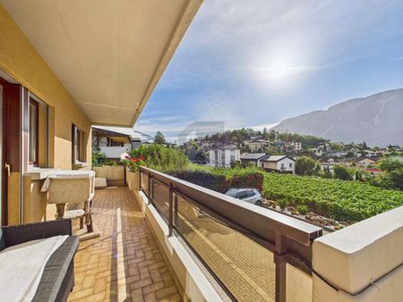 SPACIEUX ET LUMINEUX AVEC UNE VUE MAGNIFIQUE - Photo 5