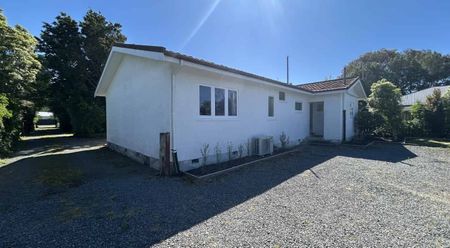 Big Home, Big Backyard, Great Location – Solway Living! - Photo 3