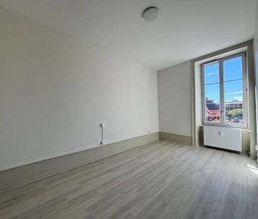 Appartement à louer 5 pièces 96m² - Photo 1