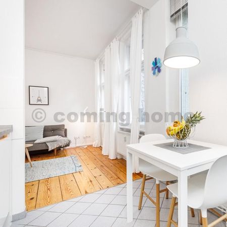 Shades of white - Photo 2