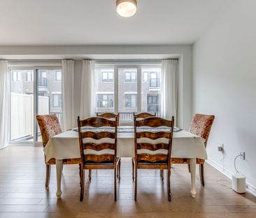 For Lease - 3040 Merrick Road, Oakville, Ontario - Photo 4