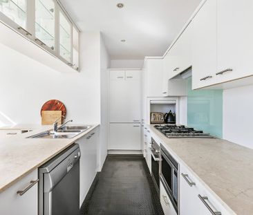 24/11 Yarranabbe Road, Darling Point NSW 2027 - Apartment For Rent ... - Photo 3