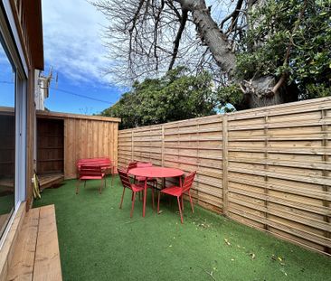 Location Appartement 1 pièce 36m² HYERES 83400 - Photo 6