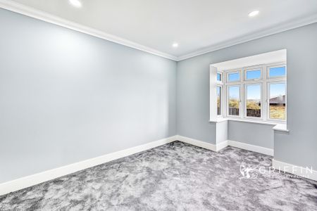 Greenacres, Fobbing, SS17 - Photo 2