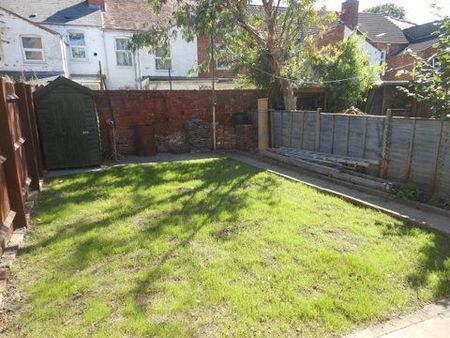 6 bedroom house - Photo 3