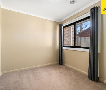 Spacious Single-Level Living in a Prime Location - Photo 3