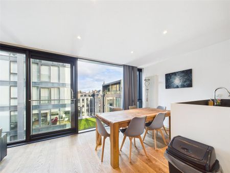 2 bedroom apartment to rent - Photo 3