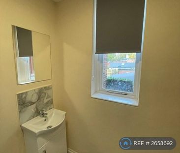 Studio to rent - Photo 6