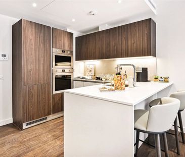 Bloom East, Nine Elms Lane, SW11, London - Photo 3