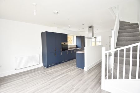 Redmires Grove, Harrogate - Photo 4