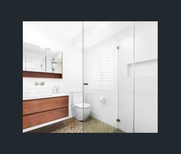 Self-Contained 1-Bedroom Unit with Private Entrance — Furnished | G... - Photo 4