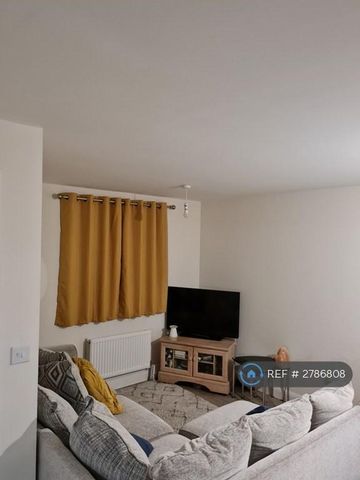 2 bedroom terraced house to rent - Photo 2