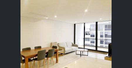 Luxury Comfort Full furniture Two-Bedroom apartment - Photo 2