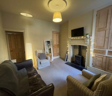 3 bedroom terraced house to rent - Photo 3