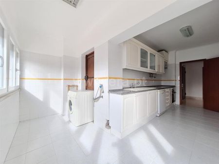 Apartamento T3 em Lisboa - Photo 3