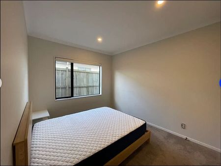 Charming 2BR Unit - Flat Bush, Auckland - Photo 2
