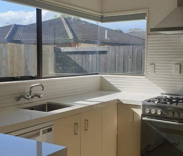 Private & Peaceful - Small dog negotiable - Photo 2