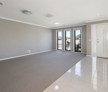 4 BEDROOM HOME IN ALFREDTON WITH ADDITIONAL QUALITY FEATURES - Photo 1