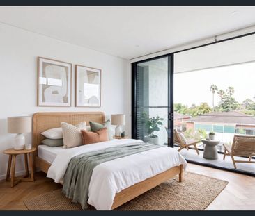 Luxury Family Living with Pool & Premium Finishes - Photo 3