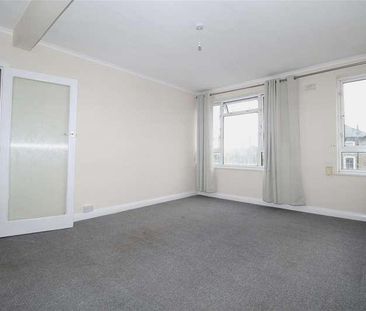 Lincoln Court, Enfield, EN2 - Photo 2