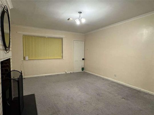 Brunswick Square, Billinghay, Lincoln, Lincolnshire, LN4 - Photo 1