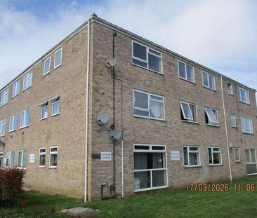 Sandgate, Stratton, SN3 - Photo 2