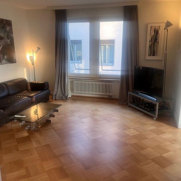 41/2-ROOM APARTMENT IN ZOLLIKON (ZH), FURNISHED, TEMPORARY - Photo 1