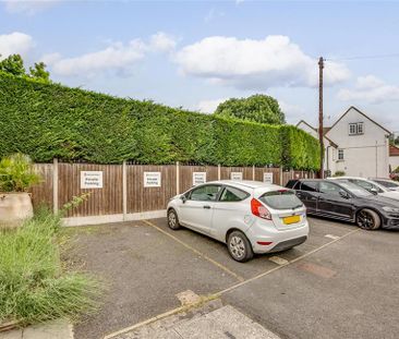 600 London Road, High Wycombe - Photo 1
