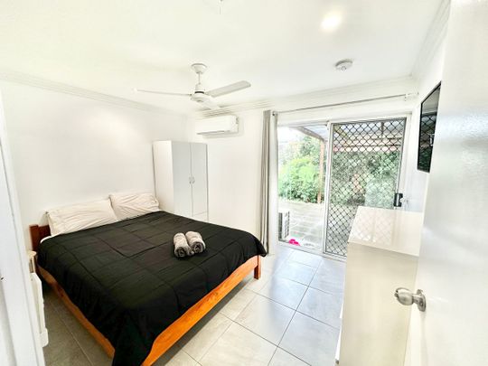 Charming 1-Bedroom, 1-Bathroom Unit in Thabeban - Photo 1